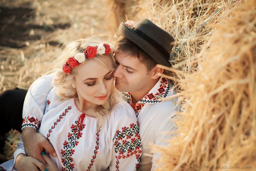 結婚式の写真家Ekaterina Glazkova (photostudiosmile)。2015 11月14日の写真