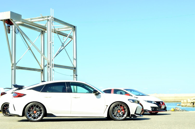シビックタイプRのTYPE R 8台揃いぶみ・淡路島ツーリングオフ会・連日投稿すみません🙇・いいね、コメント、フォロー感謝です🙇‍♂️に関するカスタム事例の投稿画像4枚目
