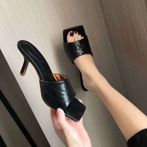 Title 3, Stylish and comfortable high heel sandals for w...