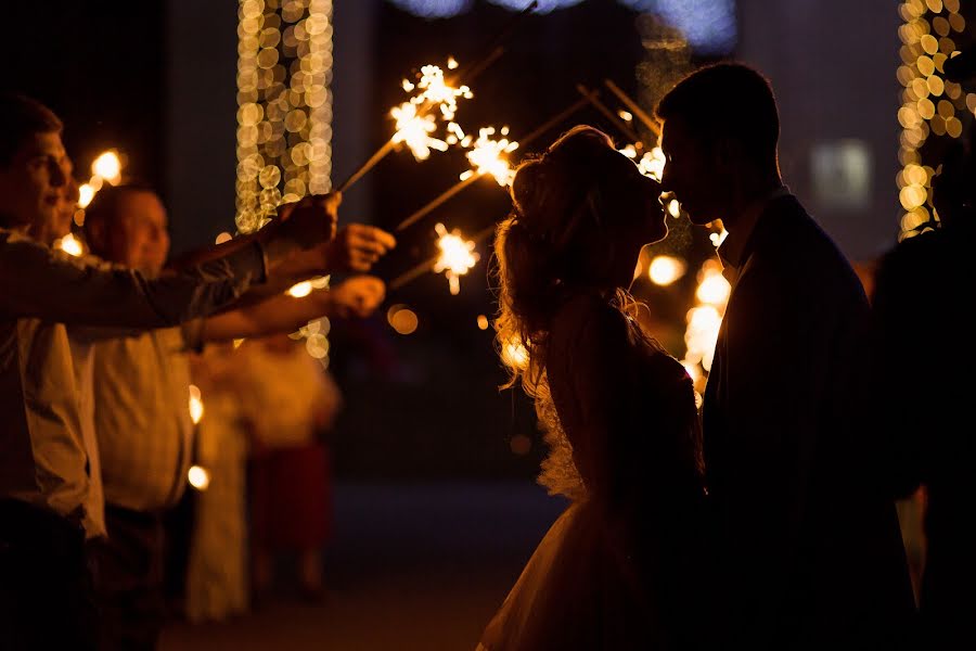 Hochzeitsfotograf Dasha Antipina (fotodaa). Foto vom 24. Juli 2017