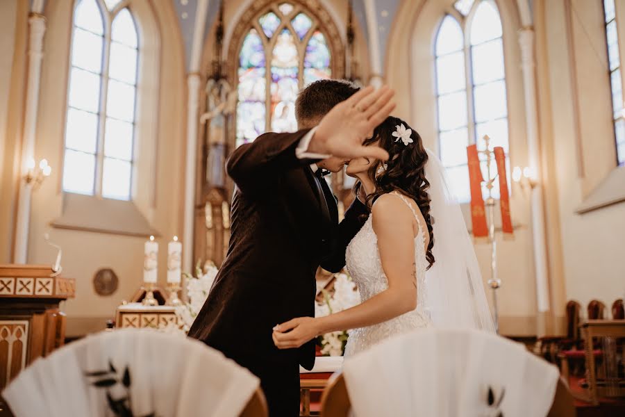 Fotógrafo de casamento Anna Mąkosa (annamakosafoto). Foto de 16 de maio 2023