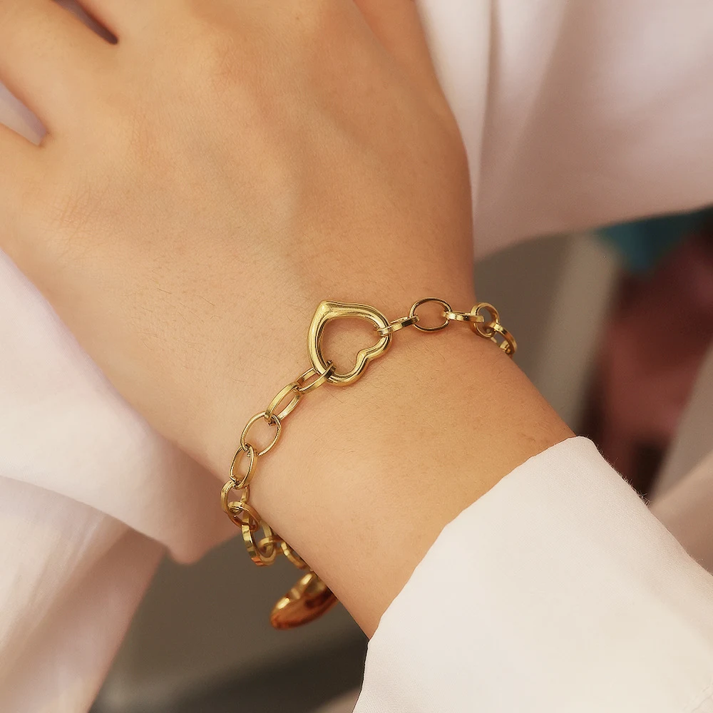 Title 6, Pulseira feminina com banho de ouro 18K em form...