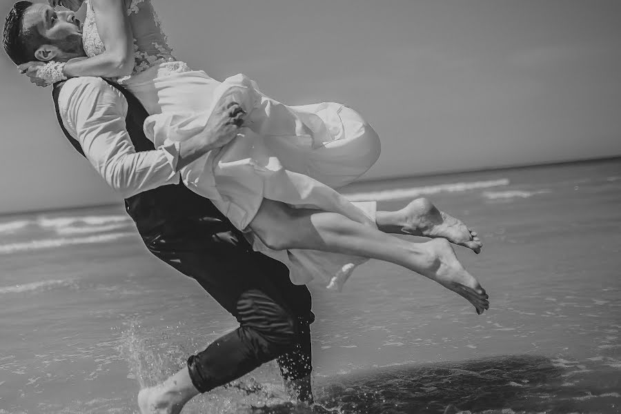 Fotógrafo de casamento Mehdi Djafer (mehdidjafer). Foto de 28 de abril 2020