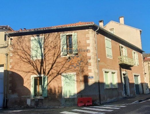 Vente maison 10 pièces 165 m² à Saint-Affrique (12400), 175 000 €