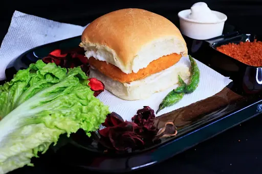 Grilled Paneer Supreme Vada Pav