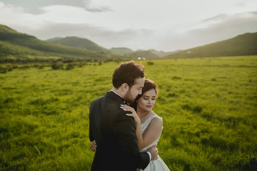 婚礼摄影师Carlos Carnero（carloscarnero）。2018 6月5日的照片