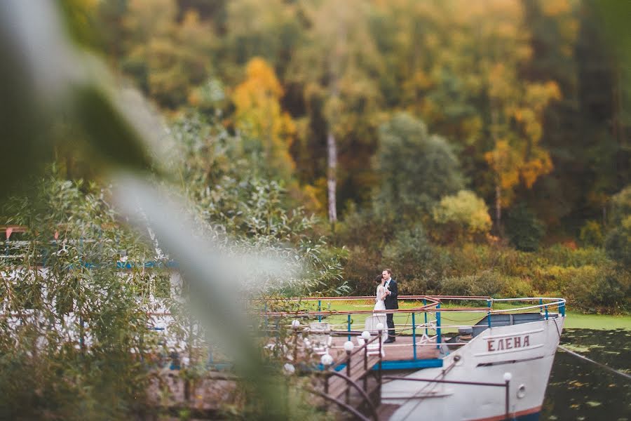 Bryllupsfotograf Slava Semenov (ctapocta). Foto fra september 28 2014