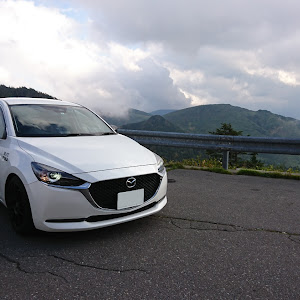 MAZDA2 DJLFS