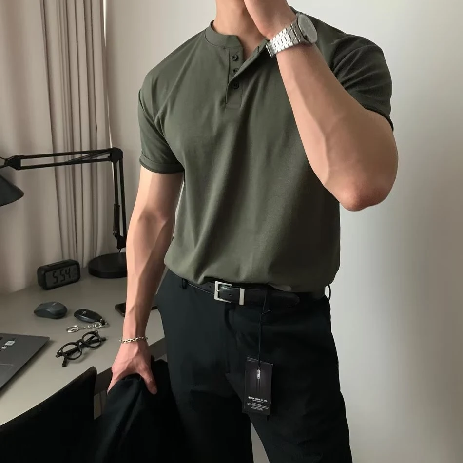 T-shirt Rétro Manches Courtes Homme Été Couleur Unie Fitness Sport Haut Idéal pour le sport et les activités physiques, confortable et stylé en toute occasion.