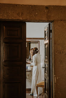 Fotografo di matrimoni Paola Simonelli (simonelli). Foto del 3 aprile 2019