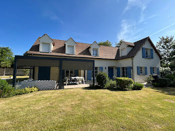 maison à Montfort-l'Amaury (78)