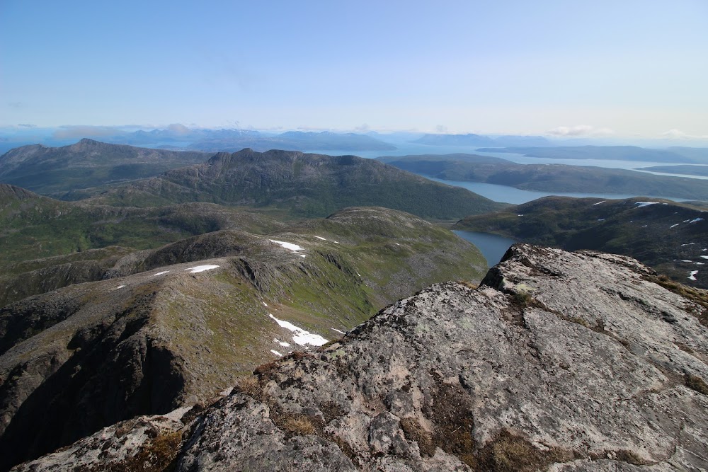 Достижение Hygge (острова Senja, Vesteralen и Lofoten в июле-августе 2019)