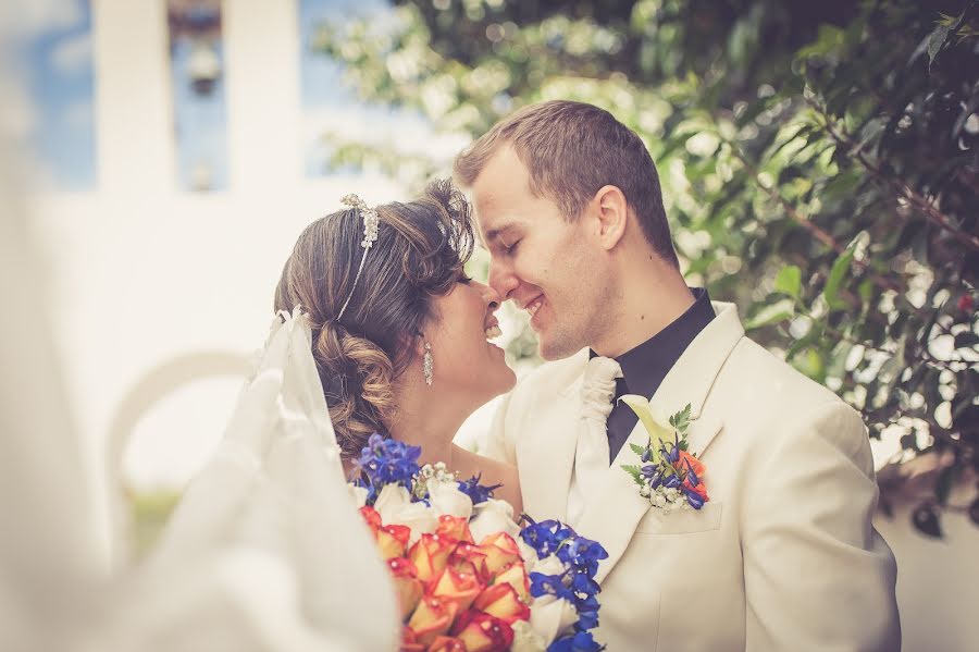 Fotografo di matrimoni Francisco Alvarado León (franciscoalvara). Foto del 1 agosto 2017