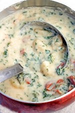 The Best Potato Soup was pinched from <a href="https://bunnyswarmoven.net/the-best-potato-soup/" target="_blank" rel="noopener">bunnyswarmoven.net.</a>