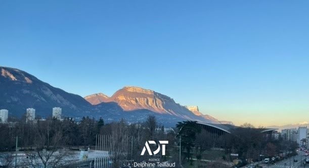 Vente appartement 5 pièces 102 m² à Grenoble (38000), 265 000 €