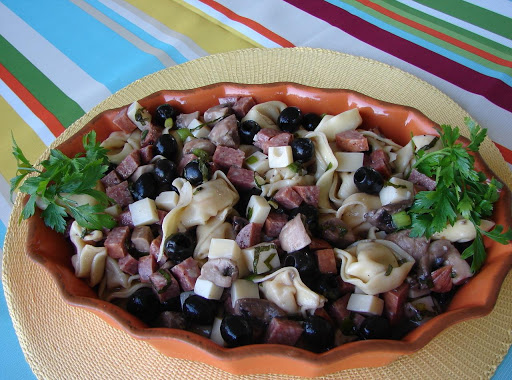 Quick Summer Tortellini Salad