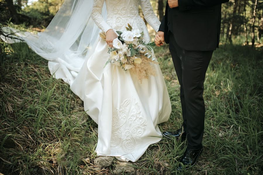 Fotógrafo de casamento Zehra Dinç (141273). Foto de 16 de abril 2020