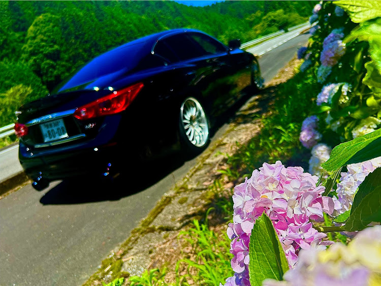 スカイラインの猛暑日・七夕・v37スカイライン・７月もよろしくお願いいたしますに関するカスタム事例の投稿画像2枚目