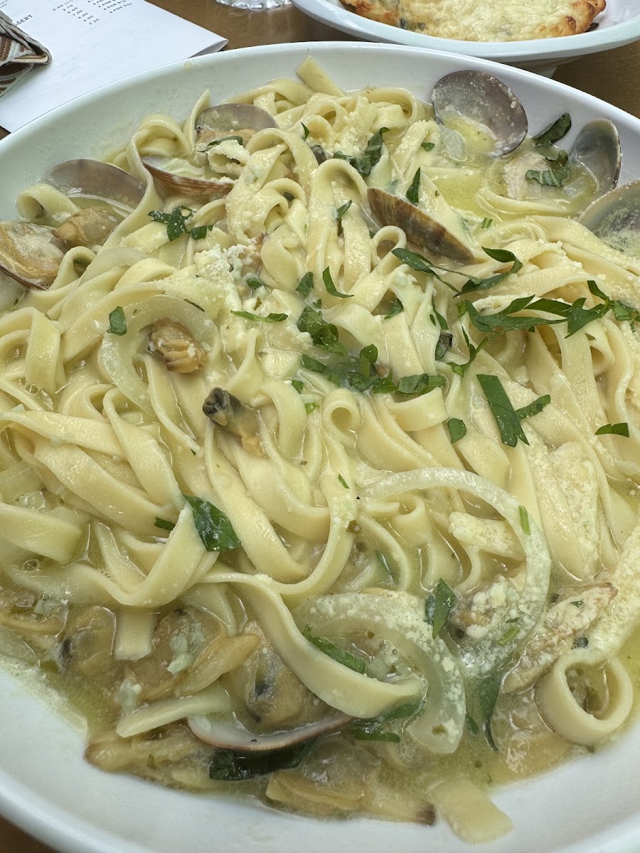 Linguine and clams