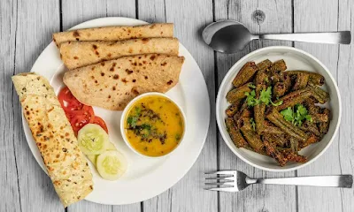 The Sindhi Rasoi