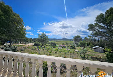 Villa with pool and terrace 4