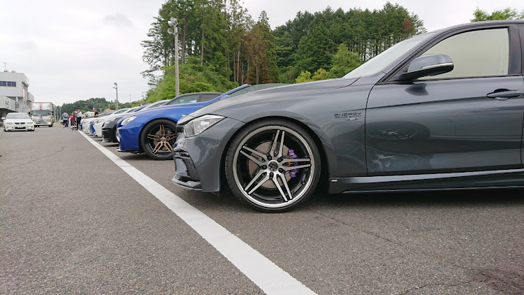 3シリーズ セダンの車のイベント・bmwに関するカスタム事例の投稿画像3枚目