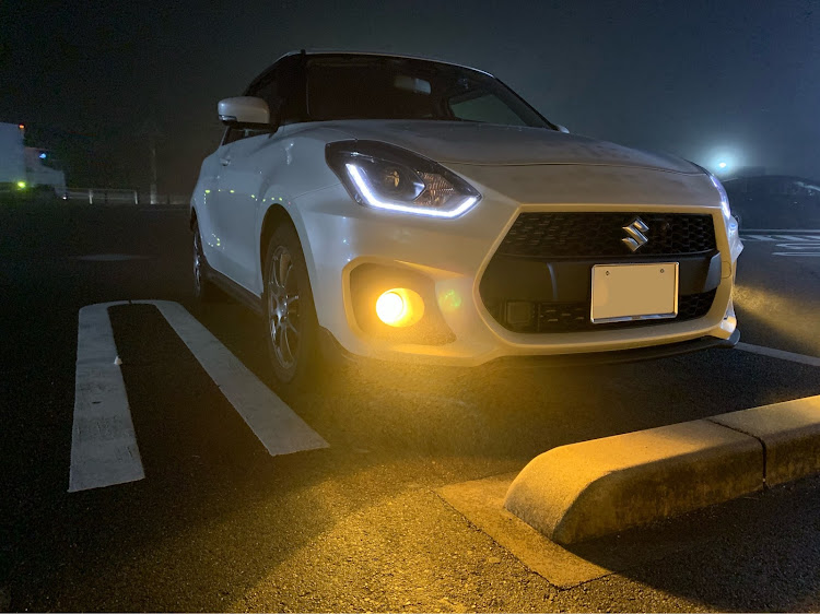 スイフトスポーツのスイスポ・zc33s・今年もあとわずかに関するカスタム事例の投稿画像1枚目