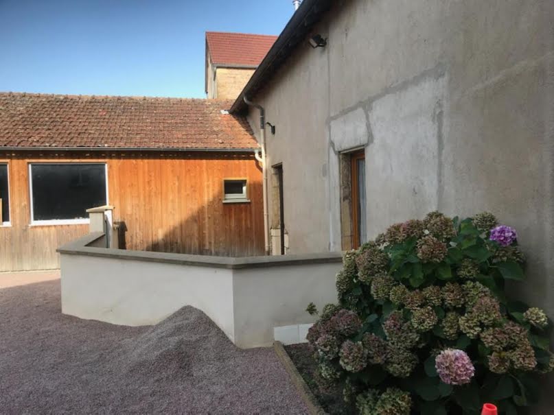 Vente maison 7 pièces 150 m² à Gibles (71800), 191 000 €