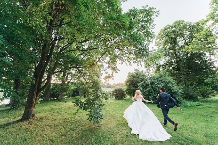 Wedding photographer Vyacheslav Luchnenkov (lucnenkov). Photo of 28 August 2017