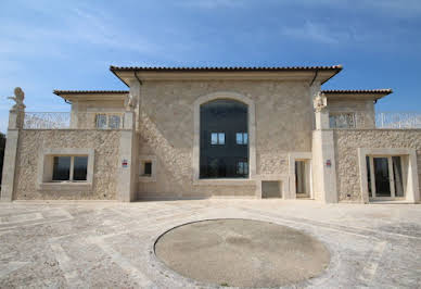 Villa with pool and terrace 2