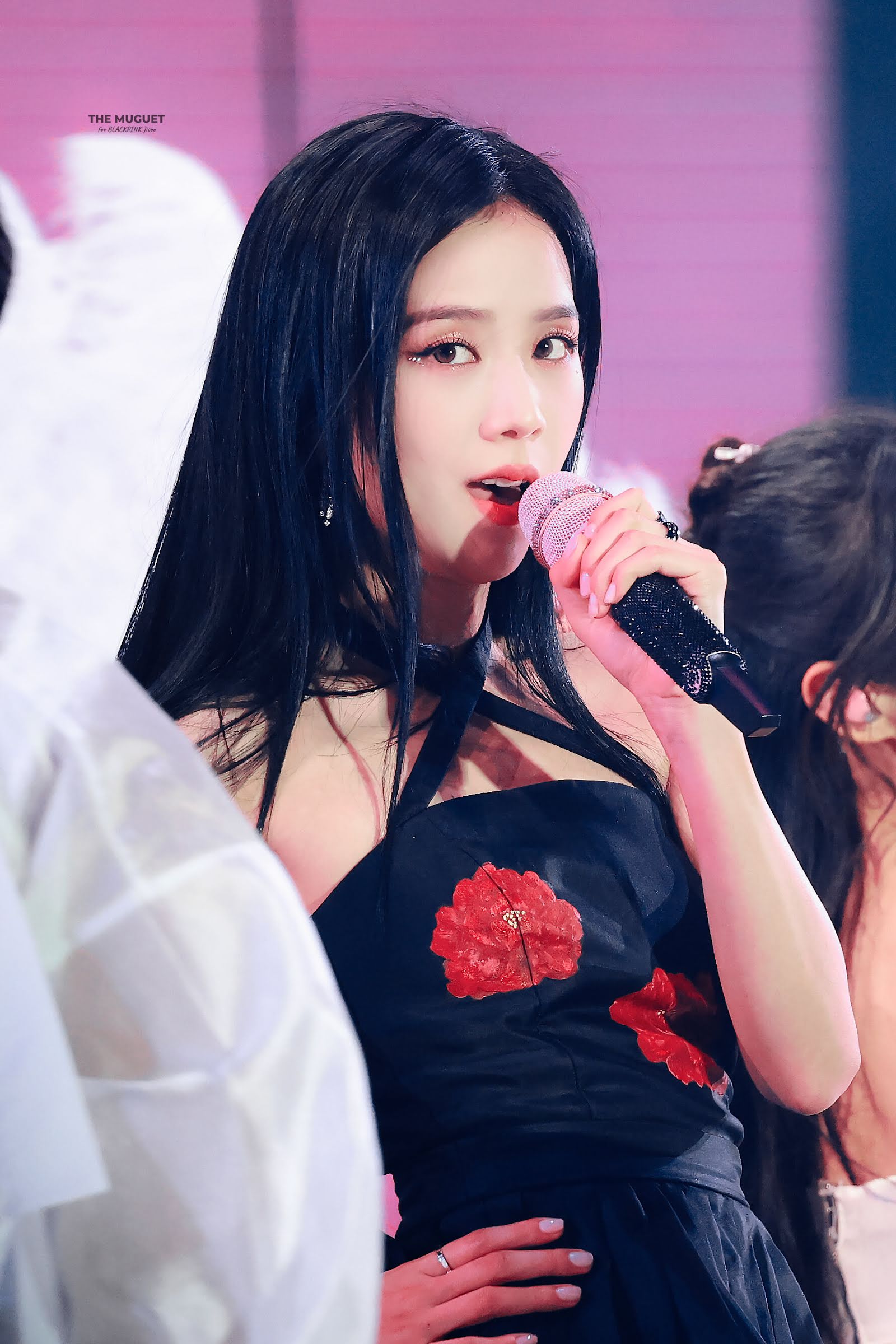 230715-BLACKPINK-Jisoo-BORN-PINK-Concert-in-Paris-documents-1