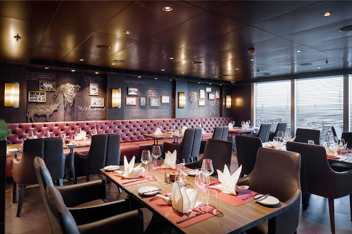 Head to Butcher’s Cut for a traditional steakhouse experience on MSC Seashore. 