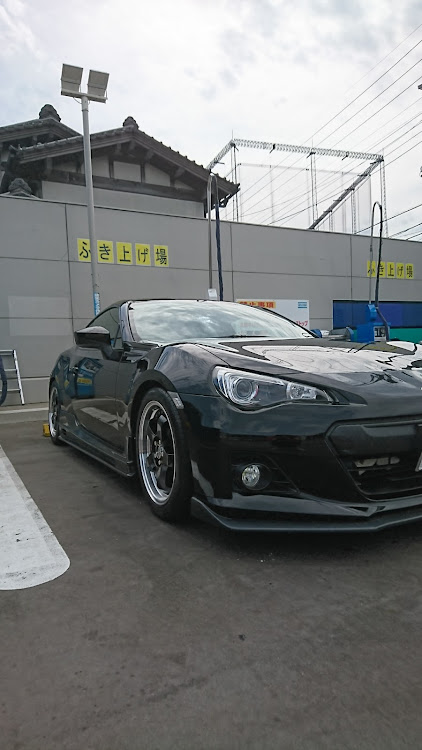 BRZのドライブ・レッドメモリー・エムズガレージに関するカスタム事例の投稿画像1枚目