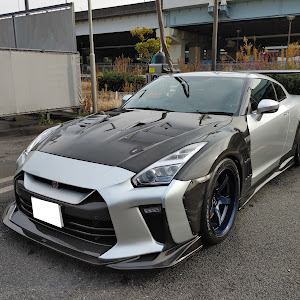 NISSAN GT-R R35