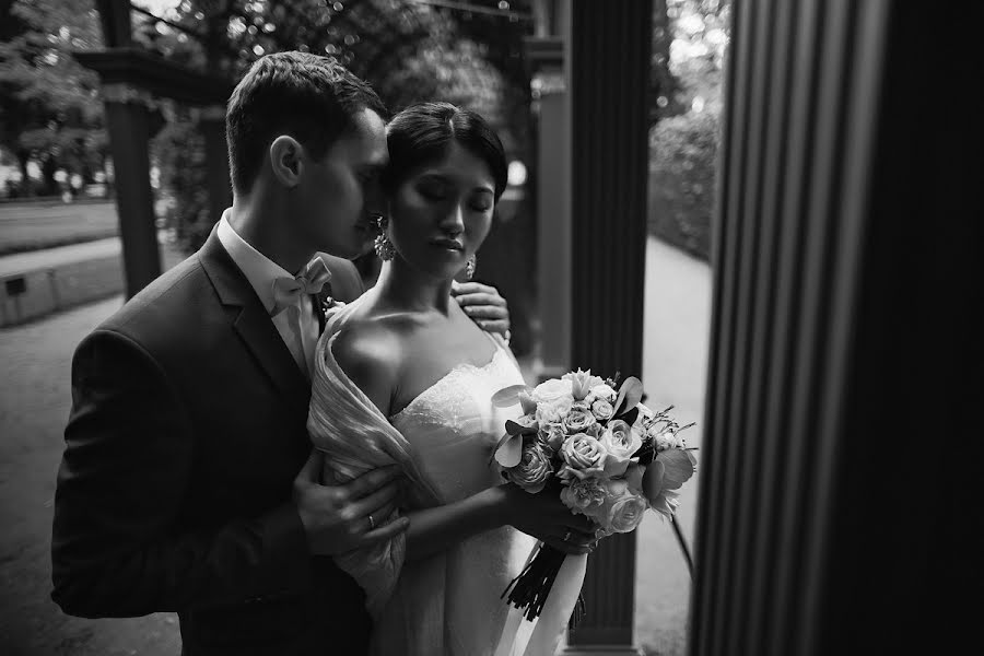 Fotografo di matrimoni Anna Peklova (annapeklova). Foto del 1 dicembre 2014