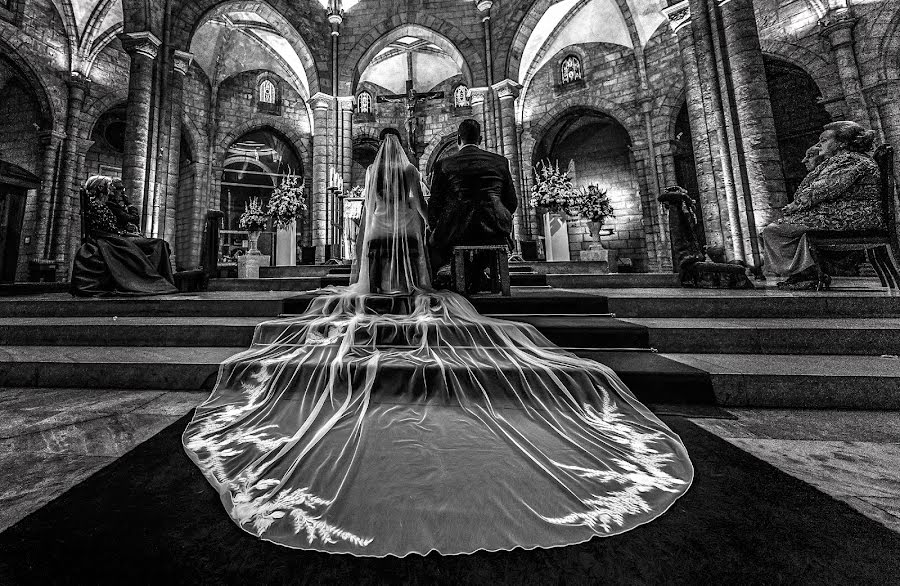 Fotografo di matrimoni Lorenzo Ruzafa (ruzafaphotograp). Foto del 2 novembre 2017