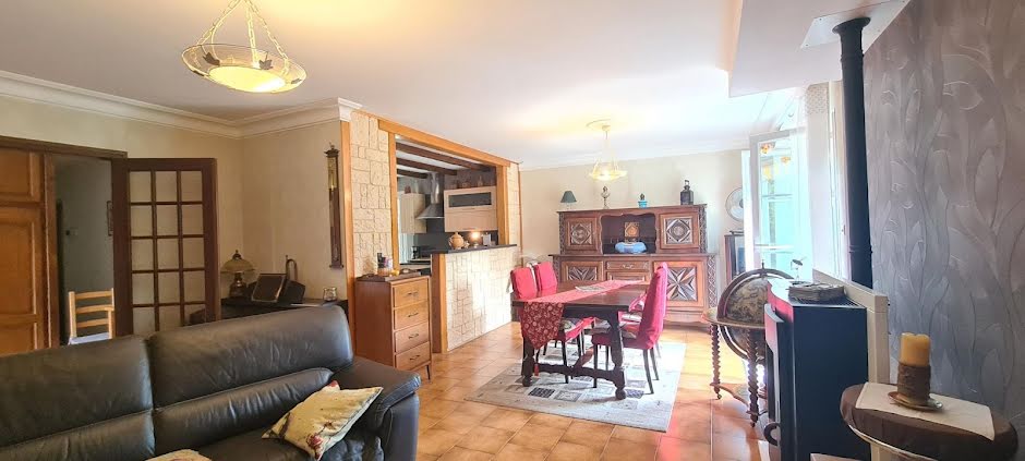 Vente maison 4 pièces 103 m² à Jons (69330), 387 000 €