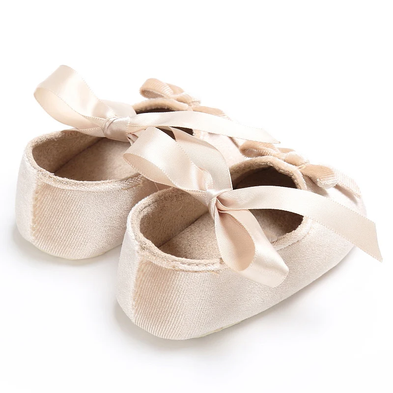 Baby schoentjes met strik Zachte zool Peuter schoenen Comfortabele en stijlvolle babyschoenen Ideaal voor eerste stapjes