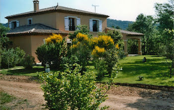 maison à La Roquebrussanne (83)
