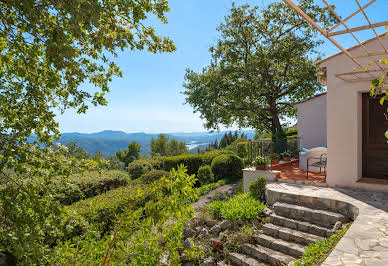 Maison avec piscine et jardin 3