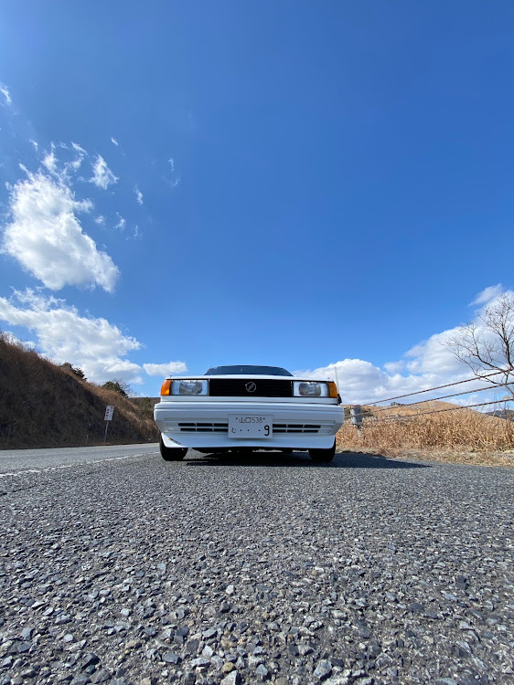 サニーのローアングルショット・周南　牛とん亭・いいね＆フォロー＆コメントありがとうございます・トラッドサニーに関するカスタム事例の投稿画像4枚目