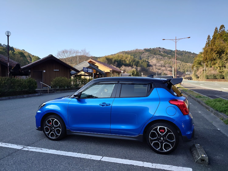 スイフトスポーツの国道3号線縦断・ドライブ・門司港・照国神社に関するカスタム事例の投稿画像11枚目