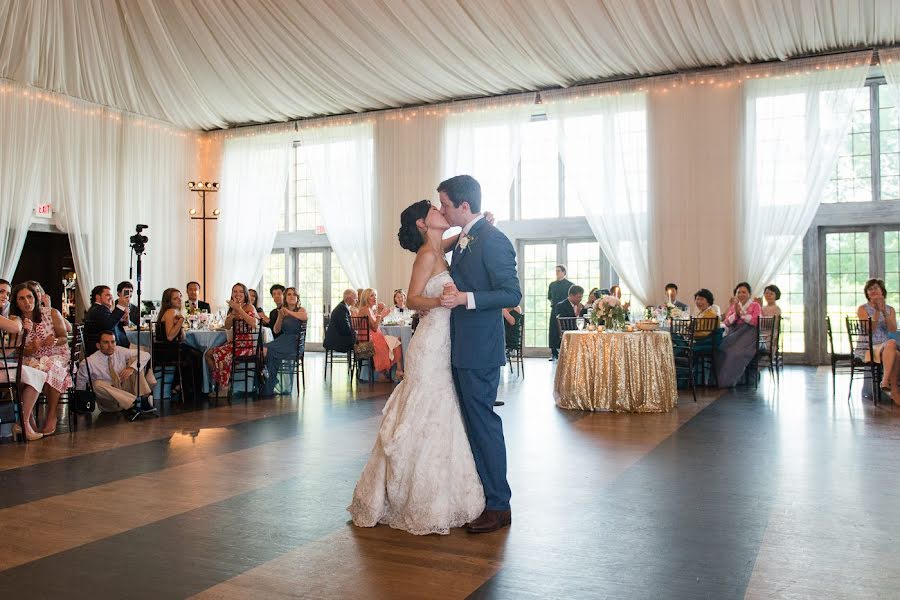 Fotógrafo de casamento Emily Ott (beautyofthesoul). Foto de 20 de agosto 2019