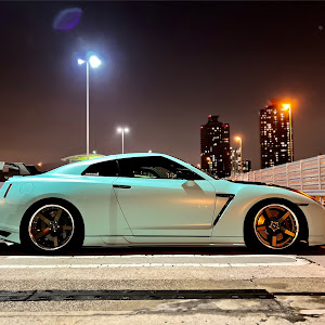 NISSAN GT-R R35