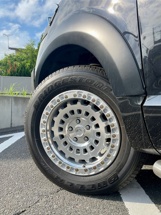デリカD:5のFUEL OFFLOAD・ZEPHYR・DUELER H/L 850・245/65R17・ガソリンデリカ保存の会に関するカスタム事例の投稿画像2枚目