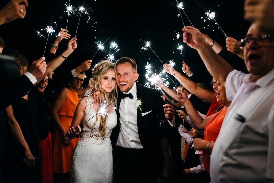 Fotógrafo de casamento Rafał Kalabiński (rafalkalabinski). Foto de 28 de janeiro 2019