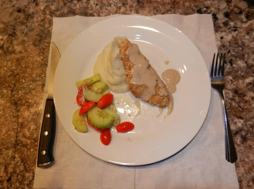 Macadamia Nut Chicken topped with Cream Sauce
Homemade Mashed Potatoes
Fresh Cucumber & tomato salad