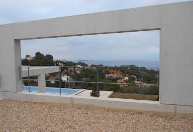 House with pool and terrace 3