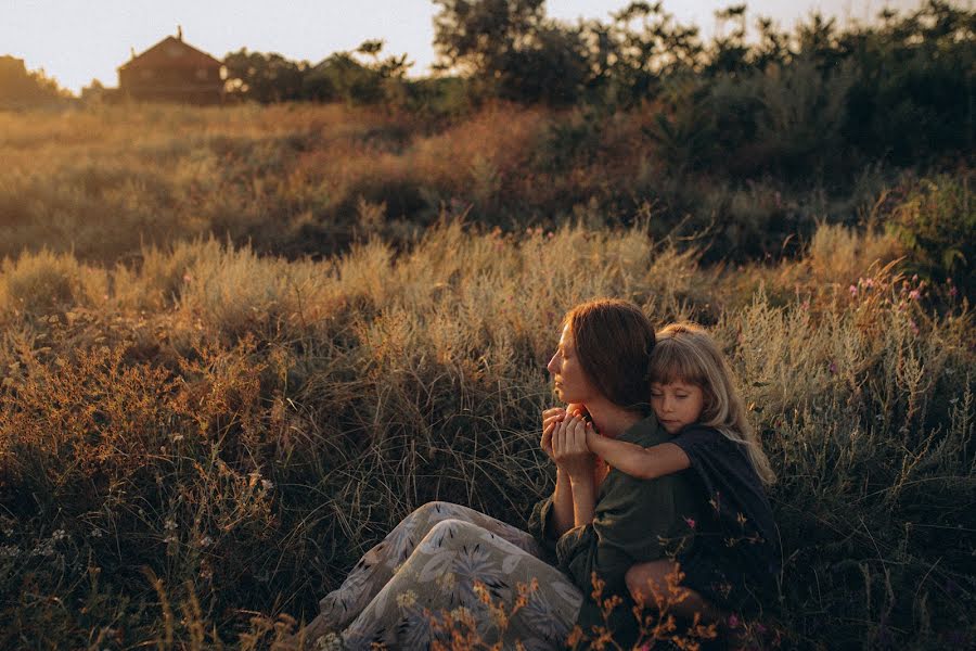 Svadobný fotograf Tatyana Sinyaya (taniasynia). Fotografia publikovaná 17. augusta 2021