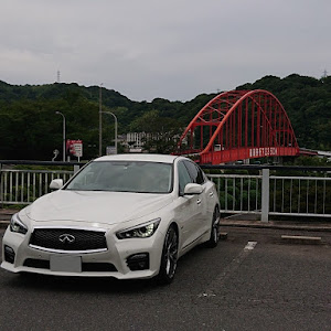 スカイライン HV37